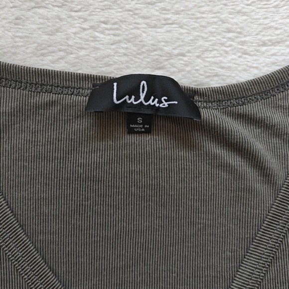 Lulu's Sz Small Rib Knit Oversized Button Down T Shirt Green Gray Short Sleeve - Picture 5 of 6